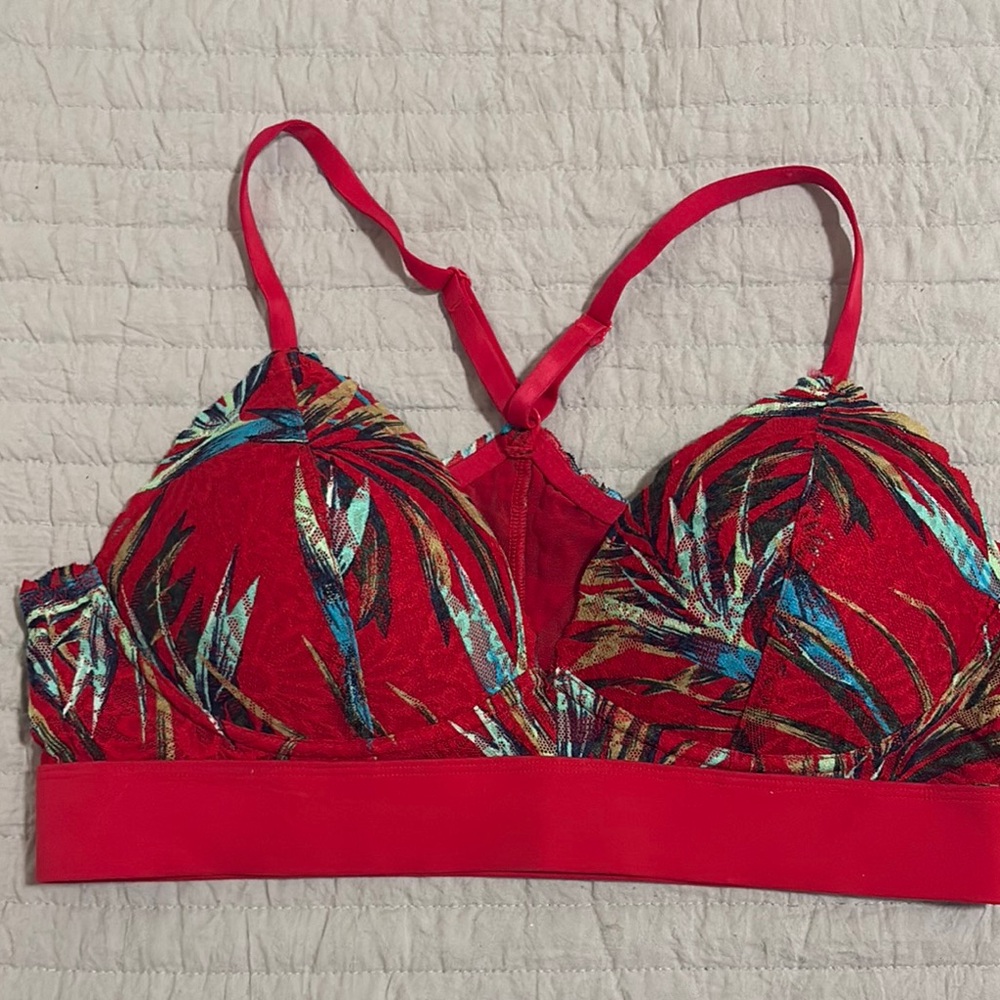 Victoria's Secret Red Bra Intimates & Sleepwear